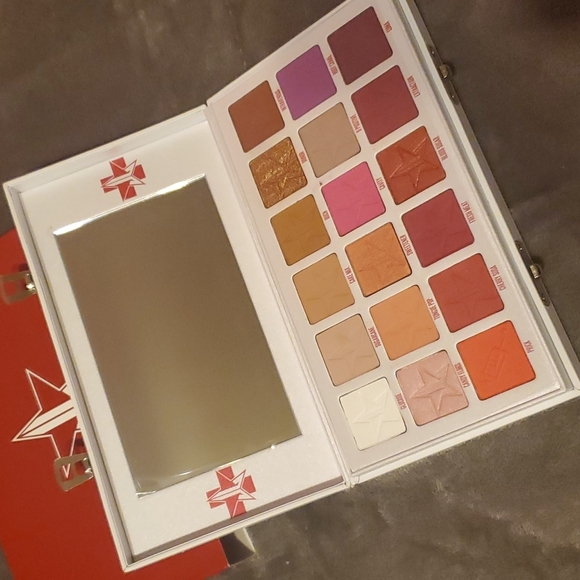 💫 Jeffree Star Anniversary Edition Blood Sugar Palette - Picture 5 of 10